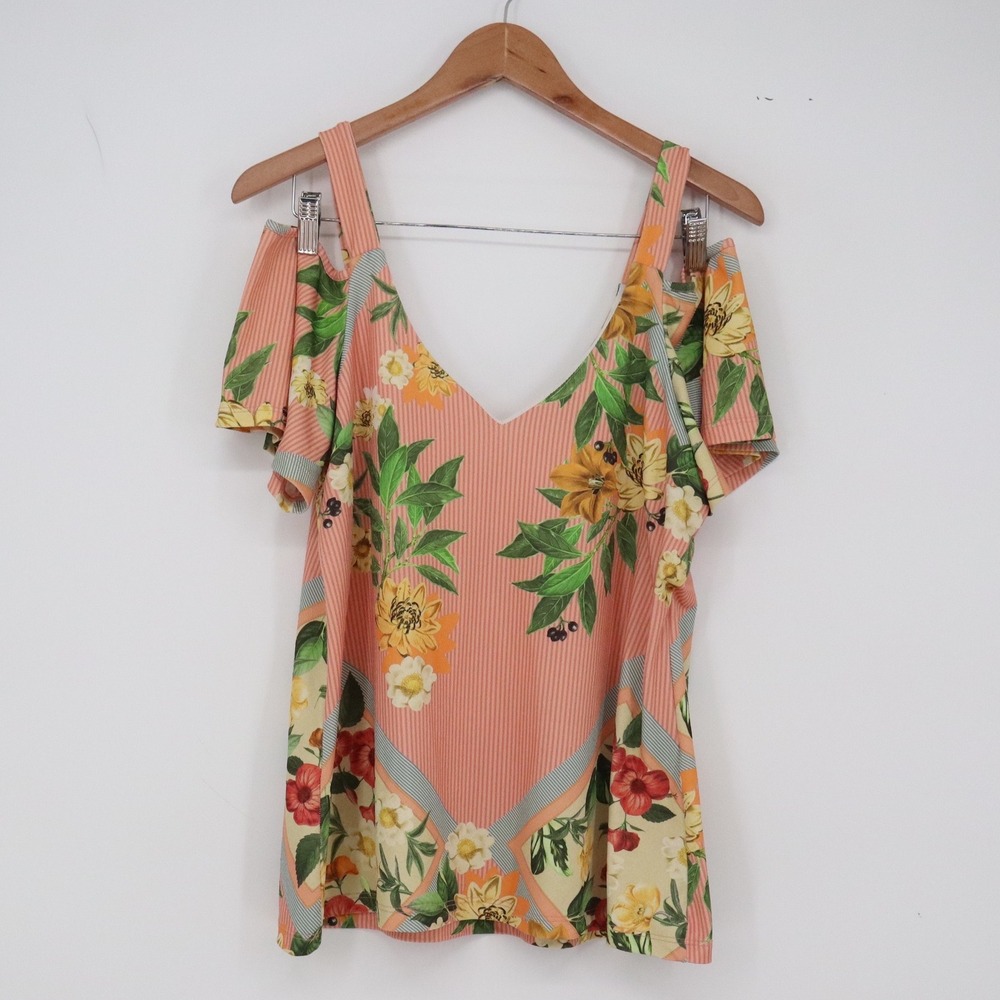 Casual Top Womens M Cold Shoulder Peach Floral Flutter Sleeve Excellent